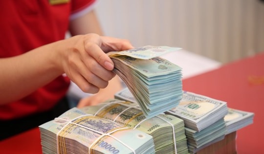 Vì sao khó vay ngân hàng mua bất động sản dù lãi suất thấp?