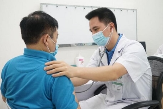 Bệnh viện Bạch Mai dự kiến tăng 20% giá khám BHYT sau khi tăng lương cơ sở