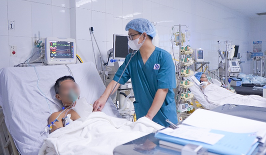 Nâng tạ tập gym, người đàn ông 59 tuổi ở TP HCM nguy kịch vì vỡ tim, chuyên gia cảnh tập gym cần tránh 4 sai lầm này