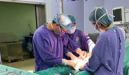 Đau bụng, người đàn ông 43 tuổi ở Bắc Ninh đi khám bất ngờ phát hiện ung thư tinh hoàn