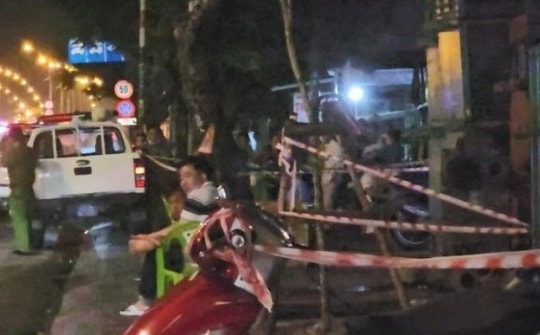 Lái xe ôm đâm chết người bán đồ câu cá trong cuộc nhậu trên vỉa hè