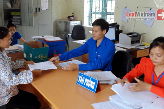 Có được kiêm nhiệm cả ba chức danh hoạt động không chuyên trách cấp xã?