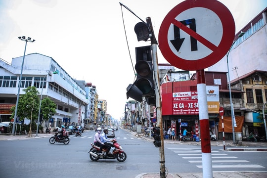 Quy định lắp đặt biển báo giao thông, đèn tín hiệu giao thông mới nhất