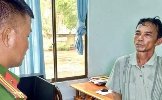 Đồng Tháp: Đâm vợ tử vong vì vợ mê cờ bạc