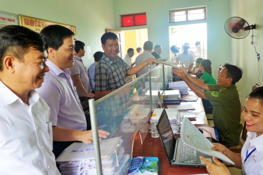 Phó Bí thư chi bộ có được hưởng phụ cấp không?