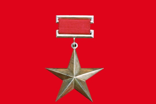 Huân chương Sao vàng: Ai được tặng? Mức tiền thưởng?