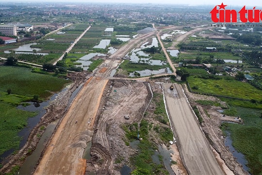 Gấp rút thi công đường Vành đai 4 trên địa phận Hà Nội