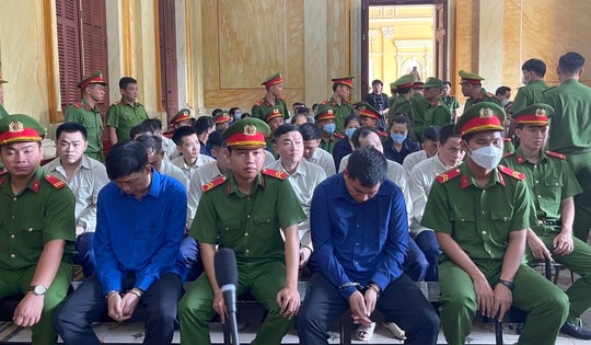 Cái kết đắng cho 3 người phụ nữ mang vàng lậu về TP HCM