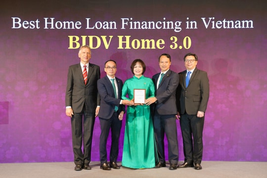 BIDV nhận "cú đúp" giải thưởng uy tín trong lĩnh vực ngân hàng bán lẻ