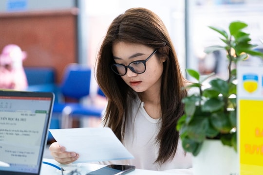 Thời gian nộp lệ phí đăng ký xét tuyển đại học năm 2024