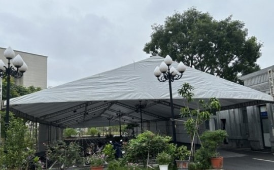 Tòa dựng rạp phục vụ hơn 30 nghìn nhà đầu tư tham dự phiên xét xử ông Trịnh Văn Quyết