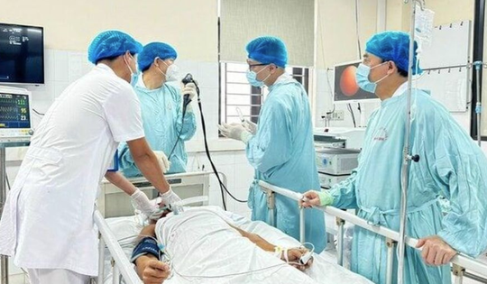 Người đàn ông ở Phú Thọ phải đi cấp cứu vì cơ thể bỗng cứng như khúc gỗ do tâm lý chủ quan rất nhiều người Việt hay mắc phải