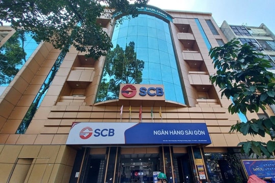 SCB vừa tiếp tục đóng cửa nhiều phòng giao dịch, một nửa số điểm giao dịch trên cả nước đã dừng hoạt động sau khi bị kiểm soát đặc biệt