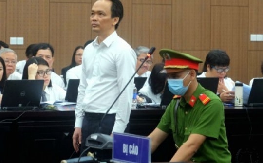 Toà cách ly ông Trịnh Văn Quyết để xét hỏi nhóm bị cáo đồng phạm giúp sức