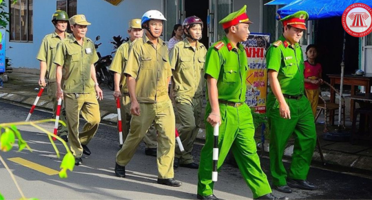 Hướng dẫn cấp phát vũ khí, công cụ hỗ trợ, trang thiết bị phục vụ hoạt động bảo vệ trật tự, an toàn xã hội