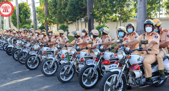 Trang bị, vũ khí, công cụ hỗ trợ khi tuần tra, kiểm soát của Cảnh sát giao thông