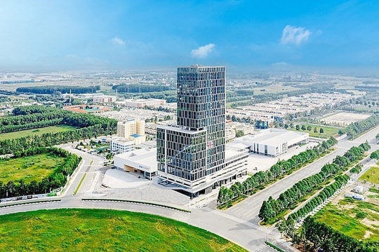 Trong khi HVN, VGI, GVR, VEA đã giảm hàng chục phần trăm từ đỉnh, cổ phiếu Becamex IDC 'lầm lũi' tăng 37% sau 3 tháng, vốn hóa vượt Sabeco, Petrolimex...