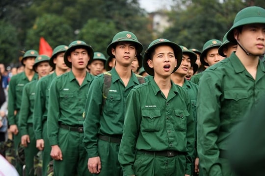 Cử tri kiến nghị tăng số lượng nhập ngũ, giảm thời hạn tại ngũ