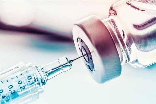 Thế trận thị trường tiêm chủng vaccine hơn 2 tỷ đô tại Việt Nam: Long Châu, Nhi Đồng 315 'phả hơi nóng' vào 'anh cả' VNVC