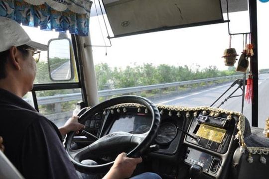 Đề xuất tước giấy phép kinh doanh vận tải có thời hạn với đơn vị sử dụng lái xe dương tính với chất ma túy