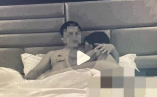 Thủ đoạn cắt ghép hình ảnh vào clip 'nóng' để tống tiền hơn 2 tỉ