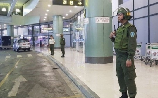 Hành khách tung tin có lựu đạn trong hành lý xách tay bị cấm bay