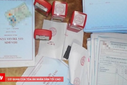 Lĩnh án tù vì mua bán trái phép hóa đơn