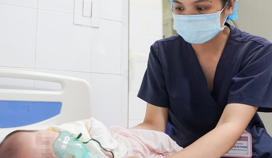 Gần 400 trẻ mắc ho gà trong 1 tháng, có trẻ biến chứng nặng phải thở máy