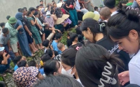 Điều tra vụ nam thanh niên tử vong dưới mương nước nghi bị sát hại