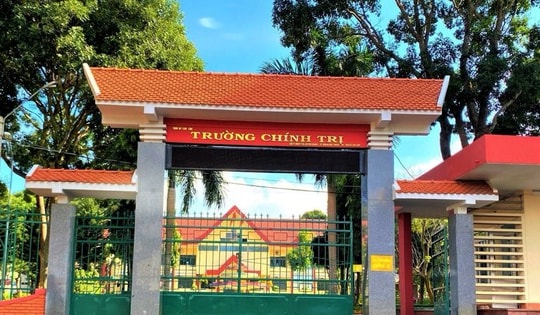 Khởi tố Phó Trưởng khoa Xây dựng Đảng - Trường Chính trị tỉnh Đắk Lắk vì đánh bạc