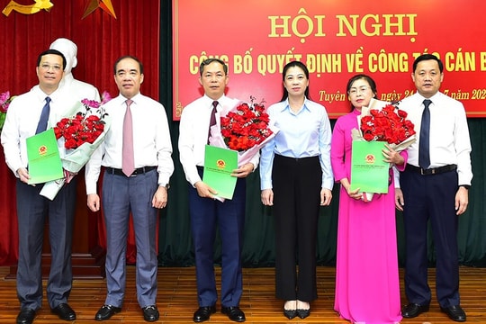 Bổ nhiệm Bí thư Huyện ủy, Hiệu trưởng giữ chức Giám đốc Sở