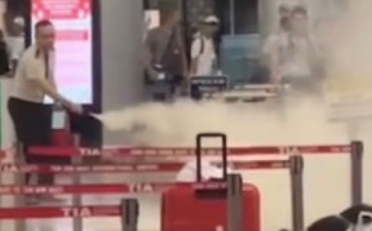 Pin dự phòng của hành khách bất ngờ phát nổ tại sân bay Tân Sơn Nhất