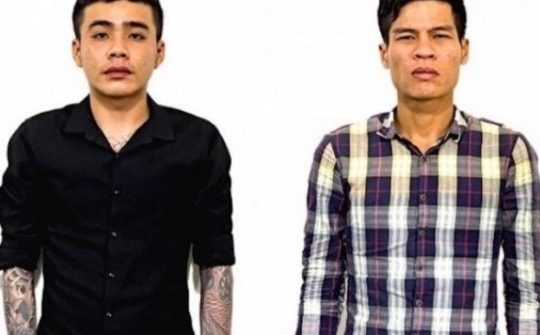 Đang hát karaoke, bị gọi ra khỏi phòng nói chuyện rồi đâm tử vong