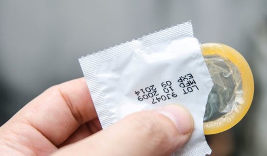 Cách phòng ngừa nhiễm HIV qua quan hệ tình dục đường hậu môn