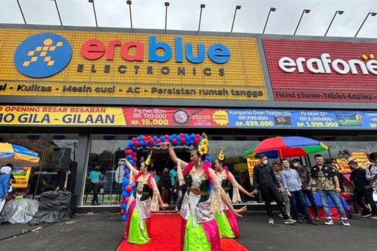 “Điểm lạ” của thị trường Indonesia mà cả ông Nguyễn Đức Tài cũng vừa mới biết, củng cố cho niềm tin chuỗi EraBlue sẽ thành công tương tự Điện Máy Xanh ở Việt Nam
