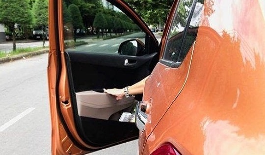 Hàng triệu lái xe lưu ý quy định mới nhất về mở cửa xe an toàn áp dụng từ 1/1/2025, gây tai nạn có thể bị xử lý hình sự