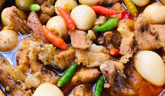 Những mâm cơm đơn giản nhưng đủ dưỡng chất, nhanh gọn, rẻ bất ngờ cho người ít có thời gian vào bếp