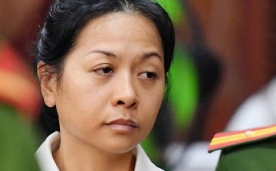 Cựu phó giám đốc Tân Hiệp Phát Trần Uyên Phương xin hưởng án treo