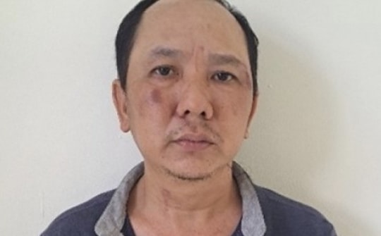 Tung hình ảnh "ân ái" của bạn gái cũ vì không chịu hàn gắn tình cảm