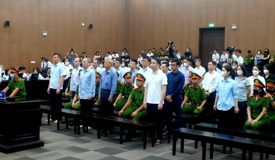 Cựu Chủ tịch FLC Trịnh Văn Quyết lĩnh án 21 năm tù