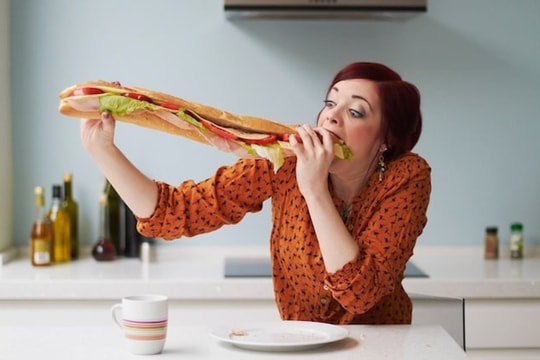 Thói quen ăn uống phổ biến dễ gây béo, mắc ung thư