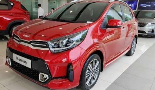 Giá lăn bánh Kia Morning mới nhất siêu hấp dẫn, Hyundai Grand i10 lại lo hụt doanh số
