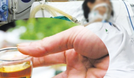 Vụ 8 người ngộ độc rượu ở Long An: Người tặng rượu có phải chịu trách nhiệm không?