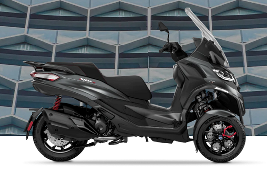 Bảng giá xe máy hãng Piaggio mới nhất tháng 8/2024