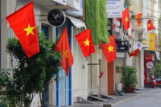 Thông báo treo cờ Tổ quốc và nghỉ lễ Quốc khánh 2/9/2024