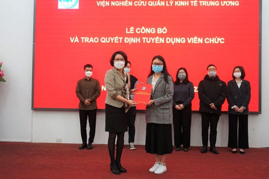 Viện Nghiên cứu quản lý kinh tế Trung ương tuyển dụng 15 viên chức năm 2024