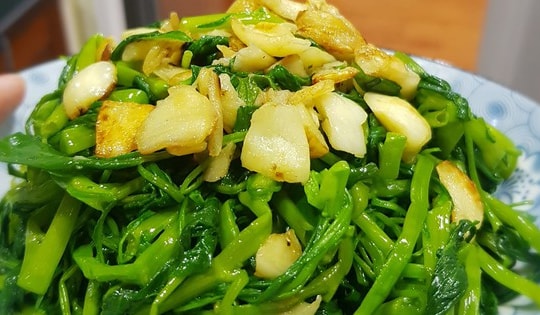 Bất ngờ một món rau của Việt Nam tốt cho người tiểu đường vừa lọt top món xào ngon thế giới