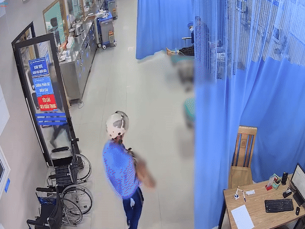 Bé hai tuổi đuối nước được cấp cứu kịp thời