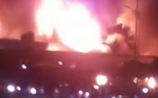 Cháy lớn tại Khu Công nghiệp Bàu Xéo ở Đồng Nai: Xe chữa cháy được huy động tối đa