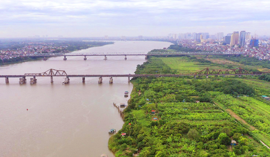 Giám sát quản lý đất đai, trật tự xây dựng khu vực bãi sông, ngoài đê sông Hồng, sông Đuống